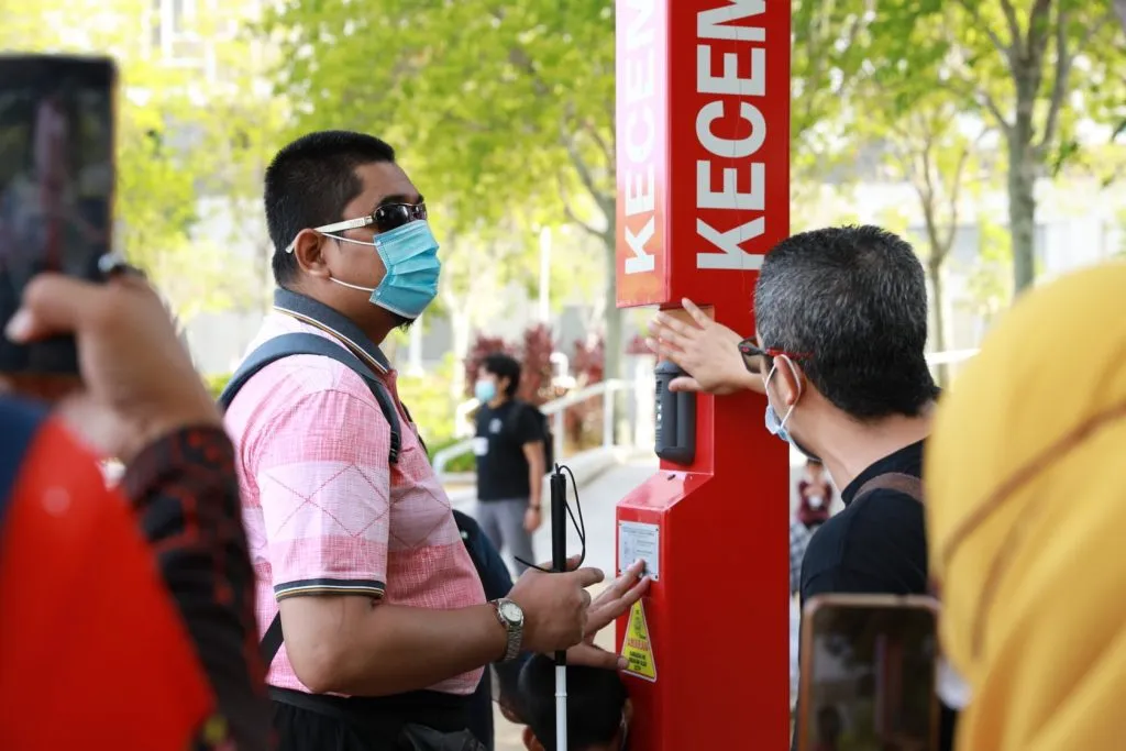 Integrated Smart Emergency Panic Button System — Image 3